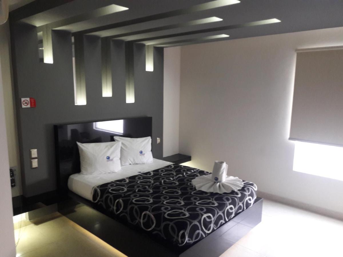 Auto Hotel Mediterraneo คาลาปา ภายนอก รูปภาพ