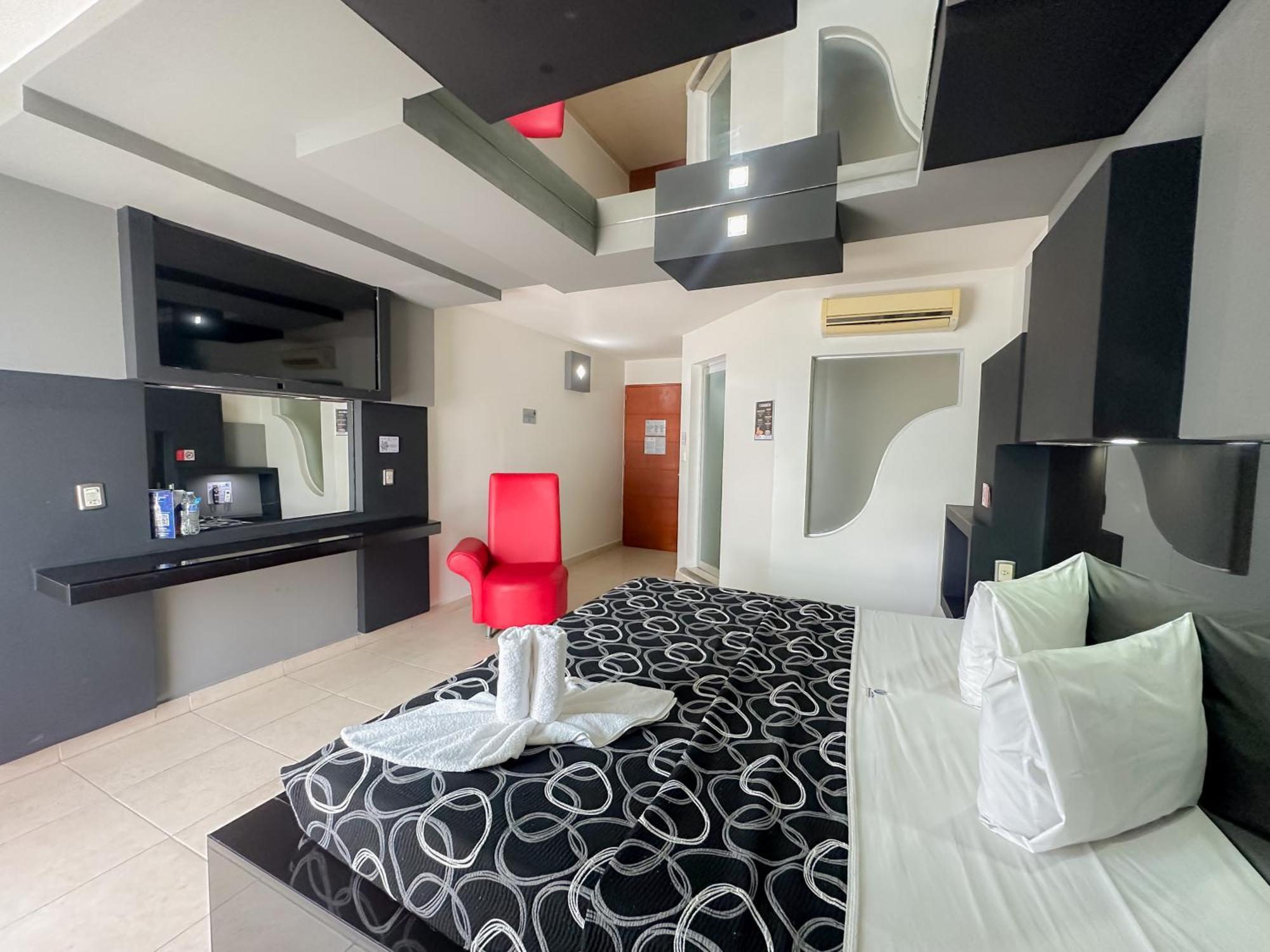 Auto Hotel Mediterraneo คาลาปา ภายนอก รูปภาพ